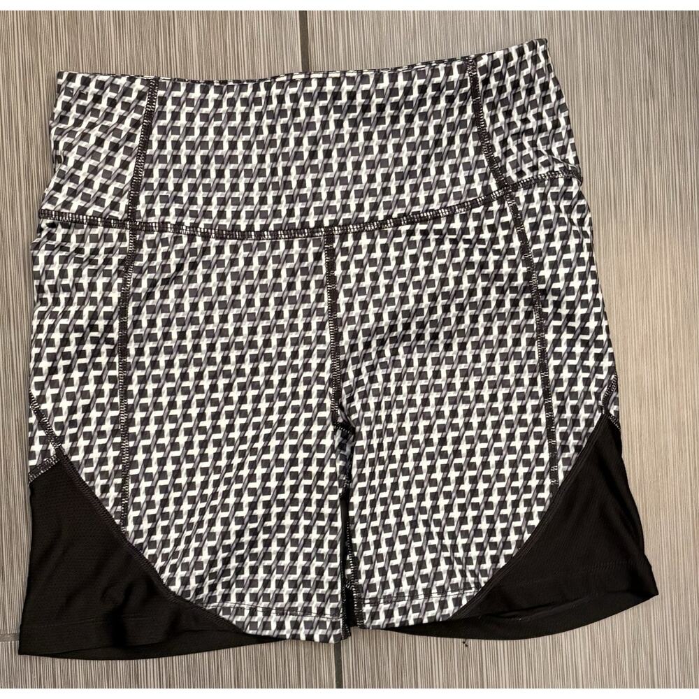 Athleta Women’s Vivid Velocity Bike Shorts Black/White 212545 Size XS Activewear